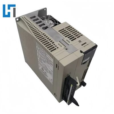 SGDV-120A01A Yaskawa Drive New Original  Plc Programming Controller Module