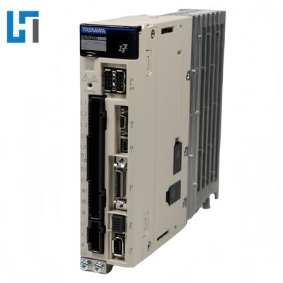 SGD7S-2R8A10A Yaskawa Drive New Original  Plc Programming Controller Module