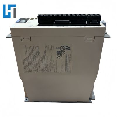 SGD7S-5R5A10A Yaskawa Drive New Original  Plc Programming Controller Module