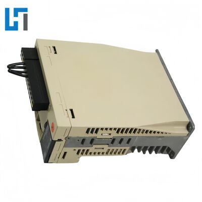 SGDS-04A05A Yaskawa Drive New Original  Plc Programming Controller Module